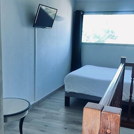 Logis Hotel & Spa Dejeunez Sous L'Arbre Rousset  Kültér fotó