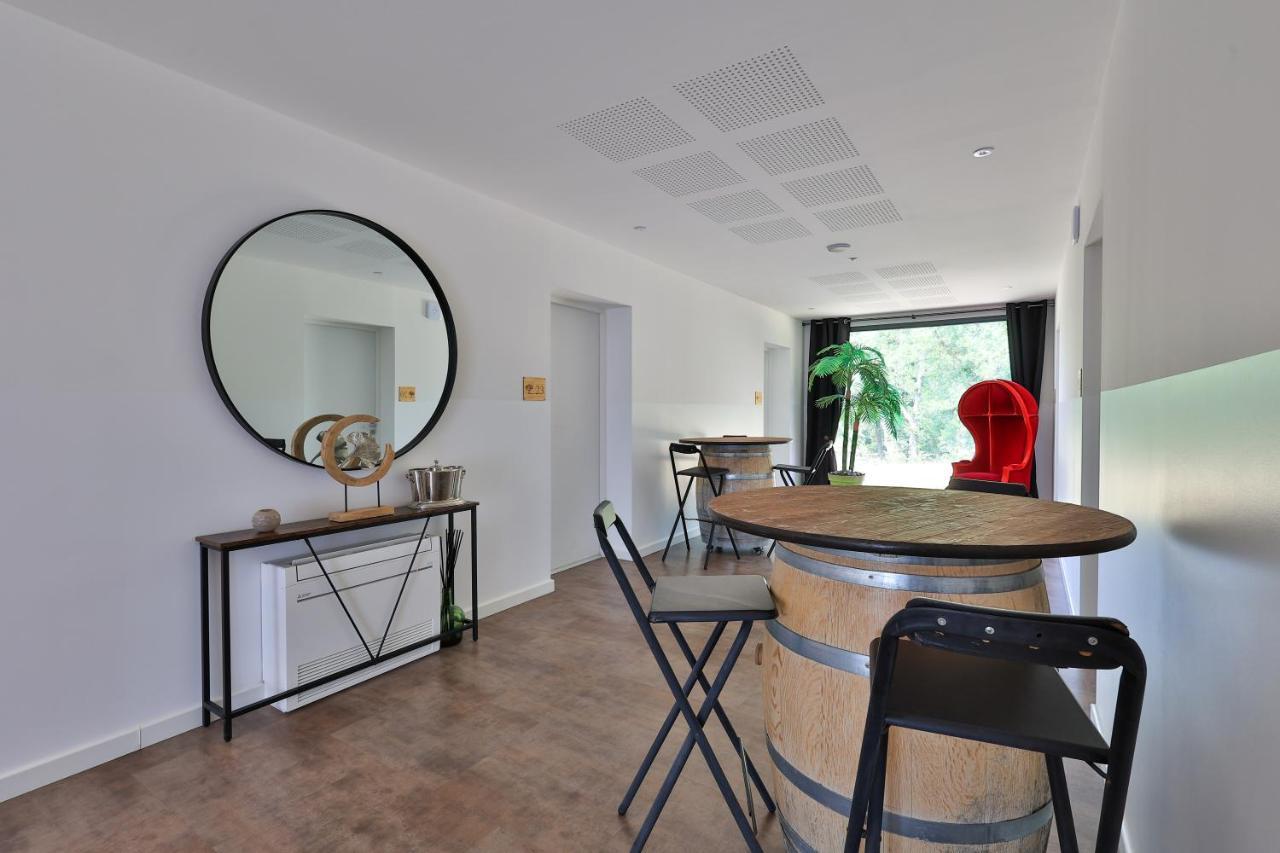 Logis Hotel & Spa Dejeunez Sous L'Arbre Rousset  Kültér fotó