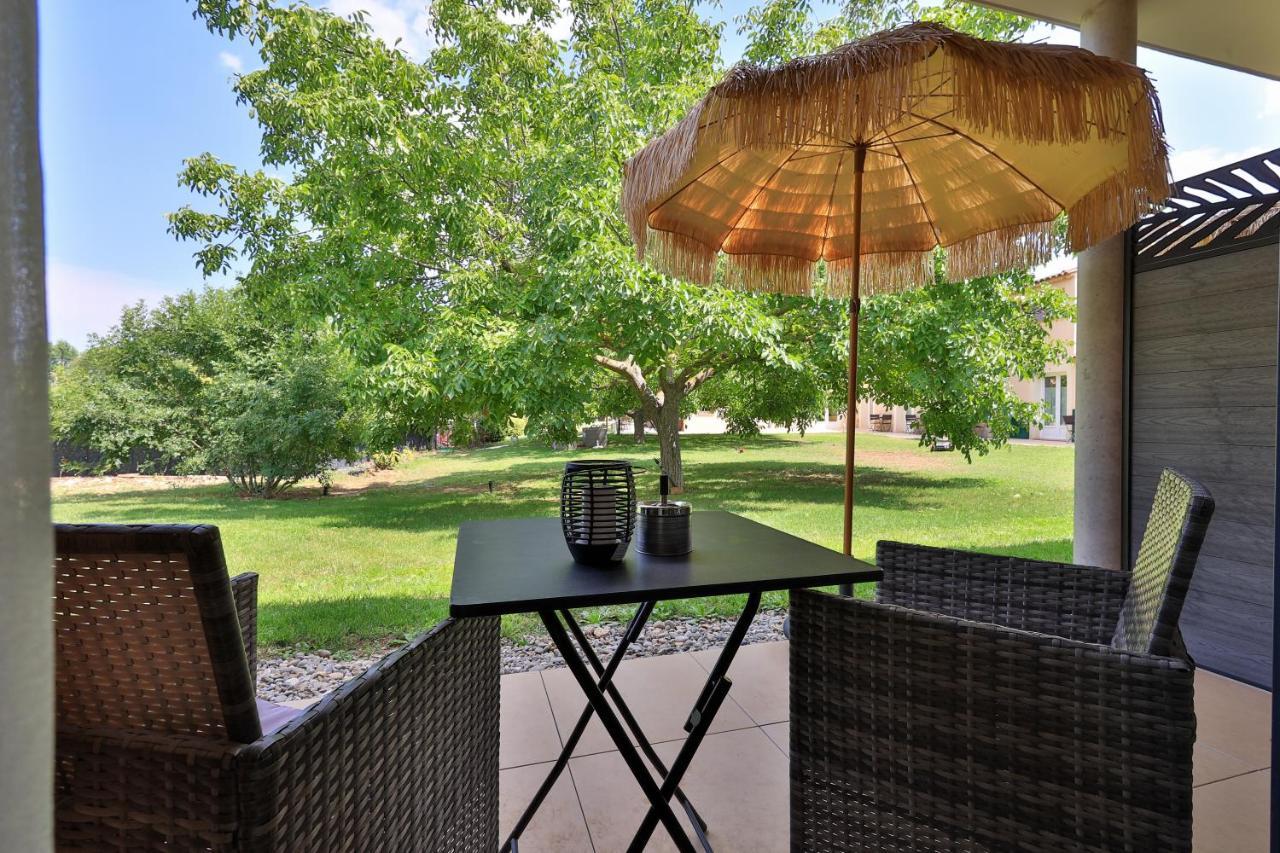 Logis Hotel & Spa Dejeunez Sous L'Arbre Rousset  Kültér fotó