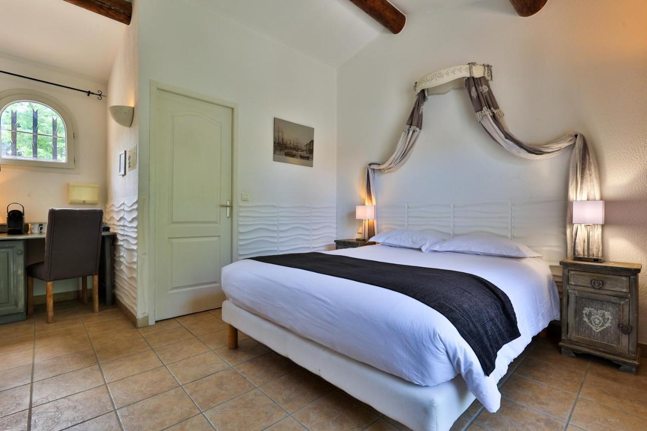 Logis Hotel & Spa Dejeunez Sous L'Arbre Rousset  Kültér fotó